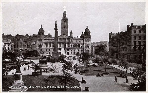 Glasgow - George Square, Cenotaph and Municipal Buildings