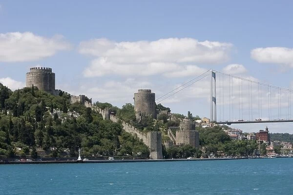 Rumeli Hisari fortress and the Fatih Mehmet Bridge on the Bosphorus, Istanbul