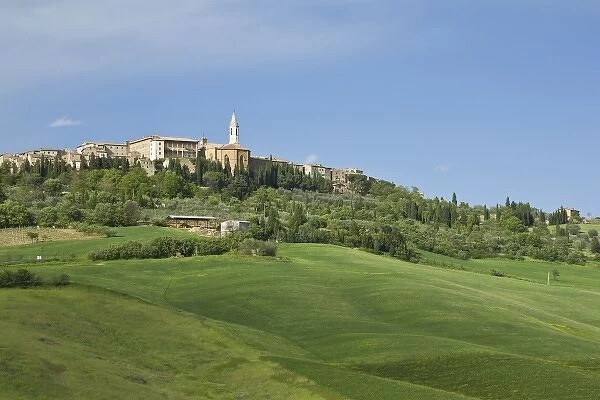 Italy, Tuscany, Pienza. View of town from below