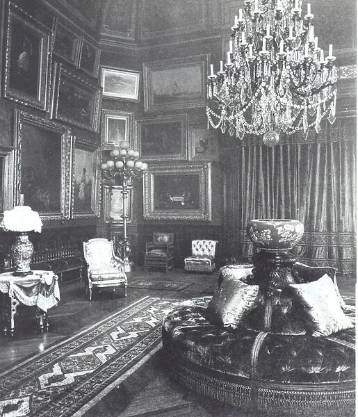 Drawing room of the Astor family house, Fifth Avenue, New York, 1890s (b  /  w photo)