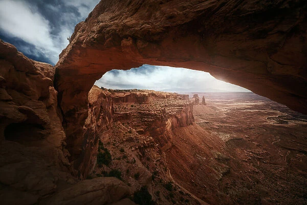 Mesa Arch. Juan Pablo de Miguel