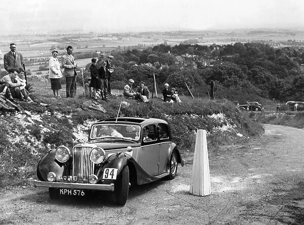 1946 Jaguar 1. 5 litre on the 1954 Eastbourne Rally. Creator: Unknown