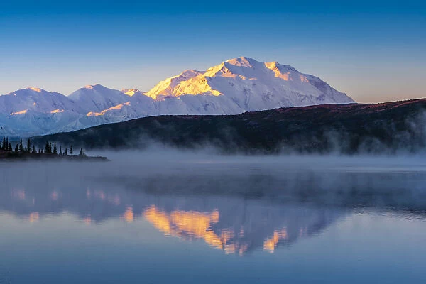 Denali, Mount McKinley, North Americas tallest peak, Denali National Park and Preserve, Alaska, USA