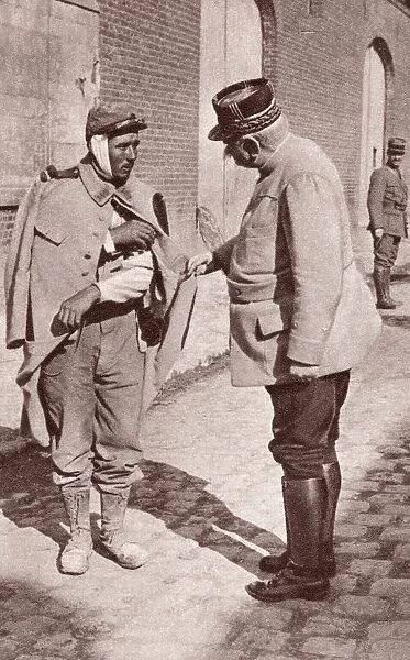 General Joffre Sympathising With One Of His Wounded Soldiers During World War I. Joseph Jacques Cesaire Joffre, 1852 To 1931. French General, Commander-In-Chief Of The French Army. From The Illustrated War News 1915