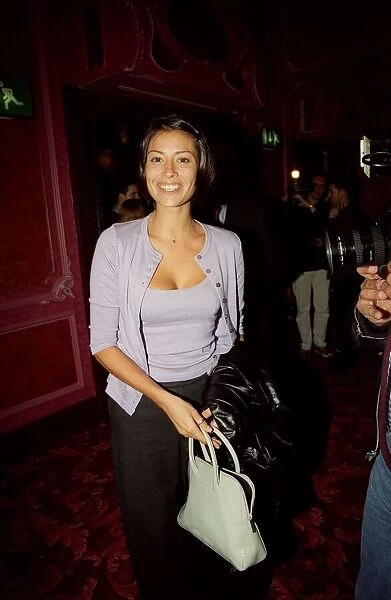 Melanie Sykes Model  /  TV Presenter September 98 Arriving at the Lyceum theatre to see