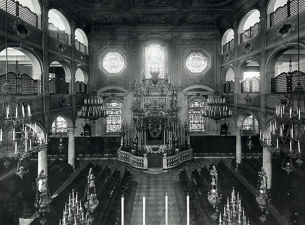 View of the synagogue of Livorno with seventeenth-century furnishings, before the destruction caused by the bombings of the Second World War