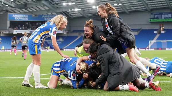Brighton & Hove Albion Women vs. Leicester City Women: Premier League Clash at American Express Community Stadium (November 14, 2021)