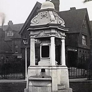 Attwells Memorial Fountain - Caversham Road, Reading