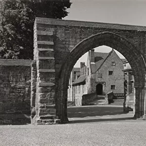 The Gateway to Repton School, which was founded in 1557. The original school is on the site of an 11th century priory, some of whose buildings are still in daily use. Date: 1950s