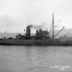 HMS Barfoil, British boom defence vessel, WW2