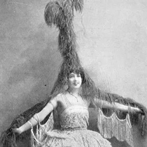 Mlle Mistinguett, the Paris Music Hall star, Paris, 1920