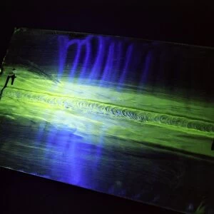 Fluorescent dye penetrant test results