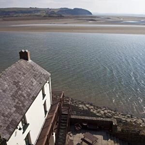 The Boathouse, where Dylan Thomas and his wife Caitlyn lived with their children from 1949 top 1953