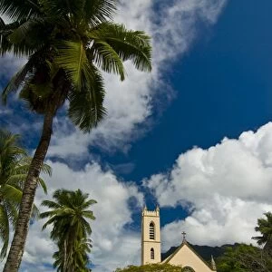 Chruch in tropical surroundings, Beau Vallon, Mahe, Seychelles, Africa