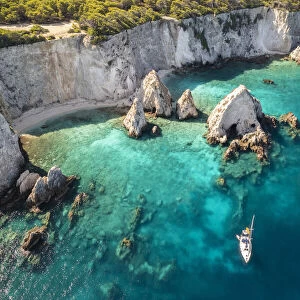 View of I Pagliai beach and cove on Isola san Domino. Tremiti Islands, Foggia district, Puglia, Italy