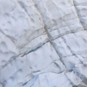 Glacier snout of Schlatenkees. The ice shows layers, shearmarks and moraine debris