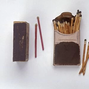 19th century phosophorus matchsticks and matchboxes