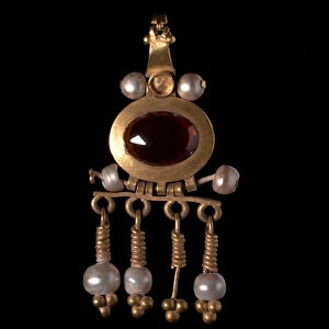 Pendant Earring, 1-200 (gold with garnet and pearls)