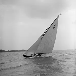 Sioma sailing close-hauled, 1912. Creator: Kirk & Sons of Cowes
