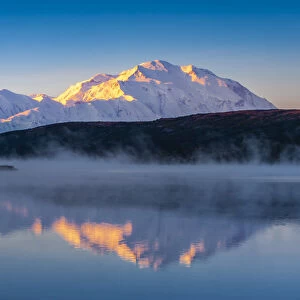 Denali, Mount McKinley, North Americas tallest peak, Denali National Park and Preserve, Alaska, USA