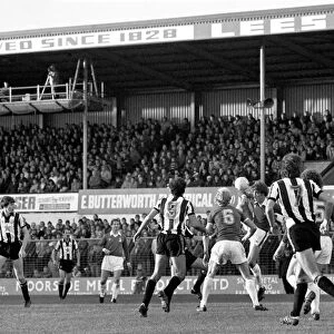 Oldham 3 v. Newcastle United 1. Division 2 Football October 1981 MF04-13-011