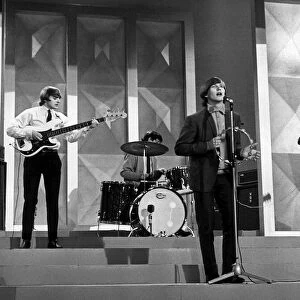 Singer Wayne Fontana with his backing group The Mindbenders consisting of Eric Stewart
